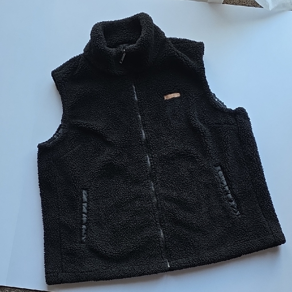 Sage Collective Black Fleece Vest